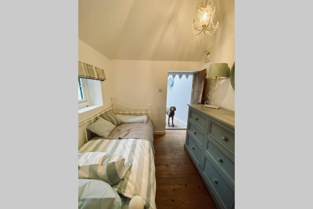 Angel Cottage, Boxgrove, Chichester - Relax And Unwind 외부 사진