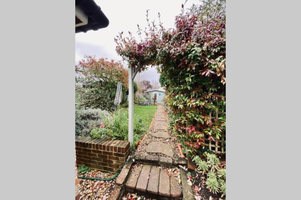Angel Cottage, Boxgrove, Chichester - Relax And Unwind 외부 사진